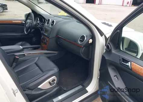 2008 Mercedes-Benz Gl 450 4Matic z USA, uszkodzony, nr VIN 4JGBF71E58A338246